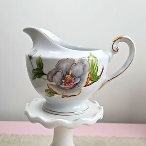 Vintage Roselyn China Blue Dogwood Floral Creamer with Gold Trim, Made in Japan